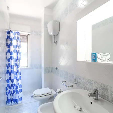 Belvedere Apartahotel 4*