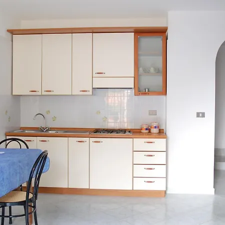 מלון דירות Belvedere אשאה